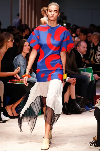 Look 3